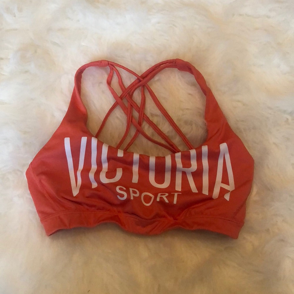 Victoria sport sports bra